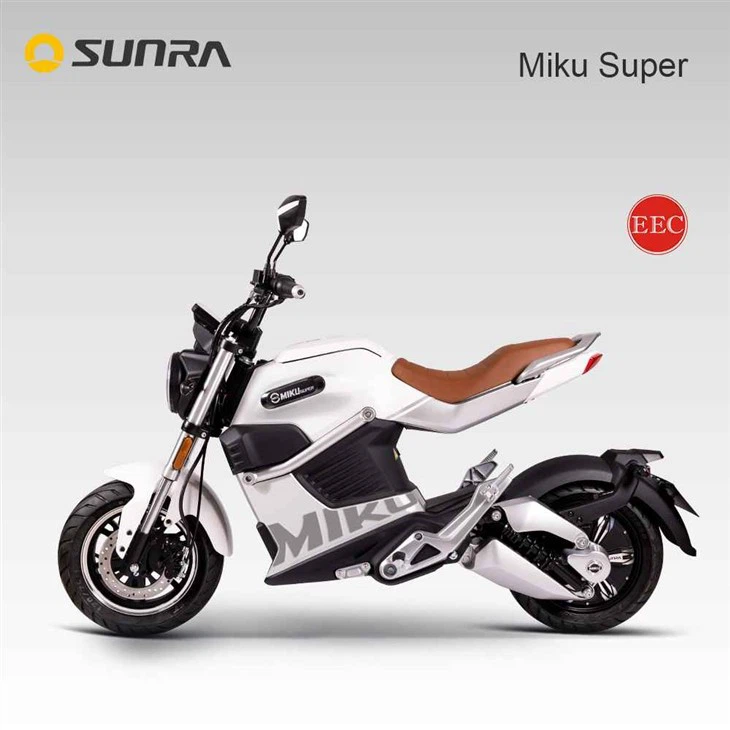 MIKU SUPER compact hyper black electric scooter for men