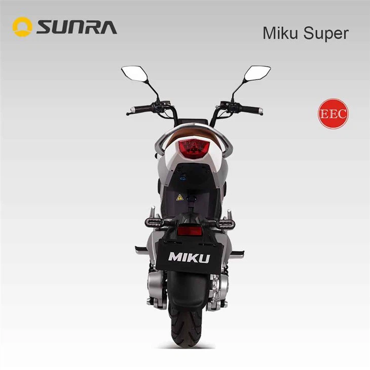 MIKU SUPER compact hyper black electric scooter for men
