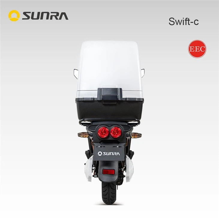 Swift Electric Cargo Moped for pizza delivery